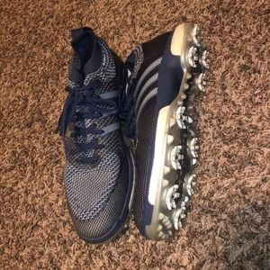 Men’s golf shoes